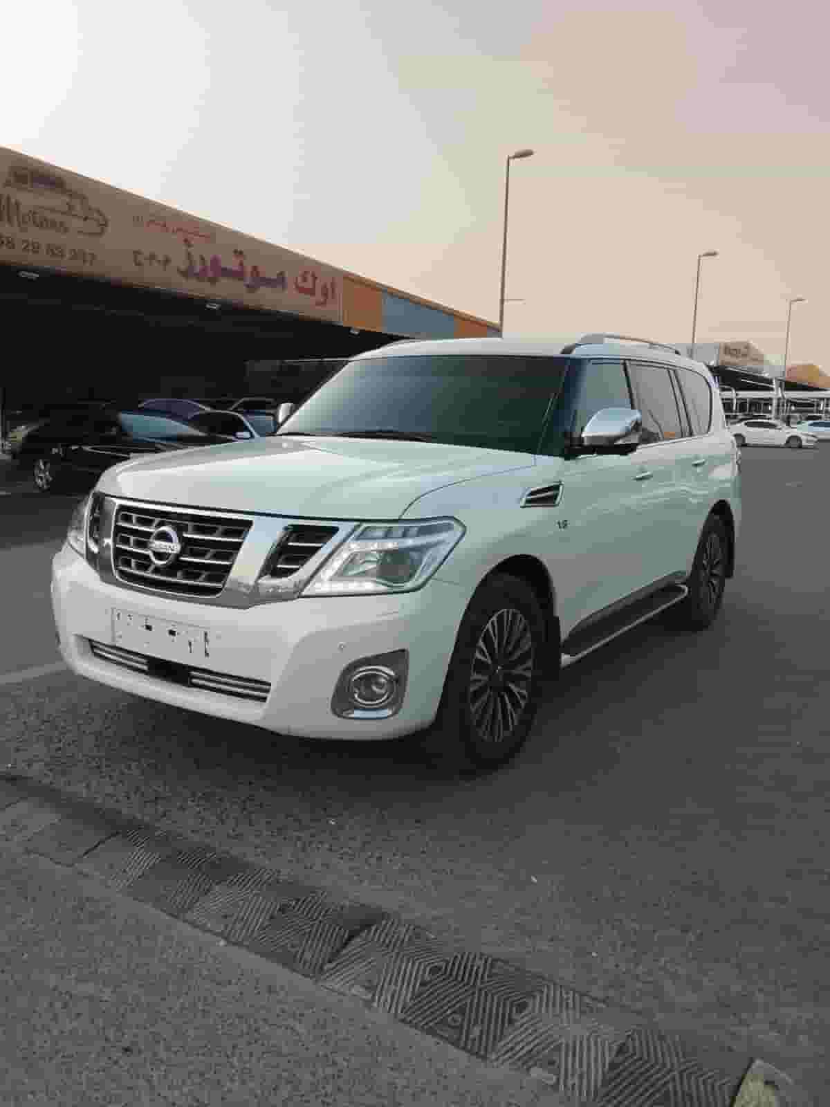 Nissan Patrol LE Platinum 5.6L V8 4WD MODEL 2016
