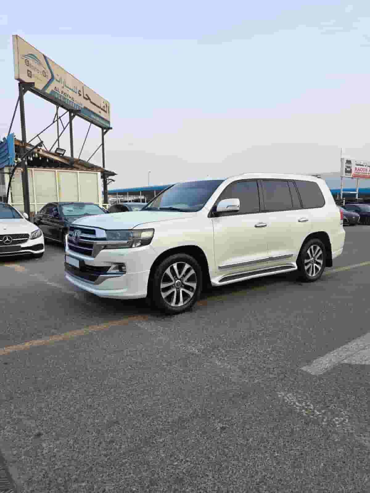تويوتا لاند كروزر GXR 4.0L V6 موديل 2019