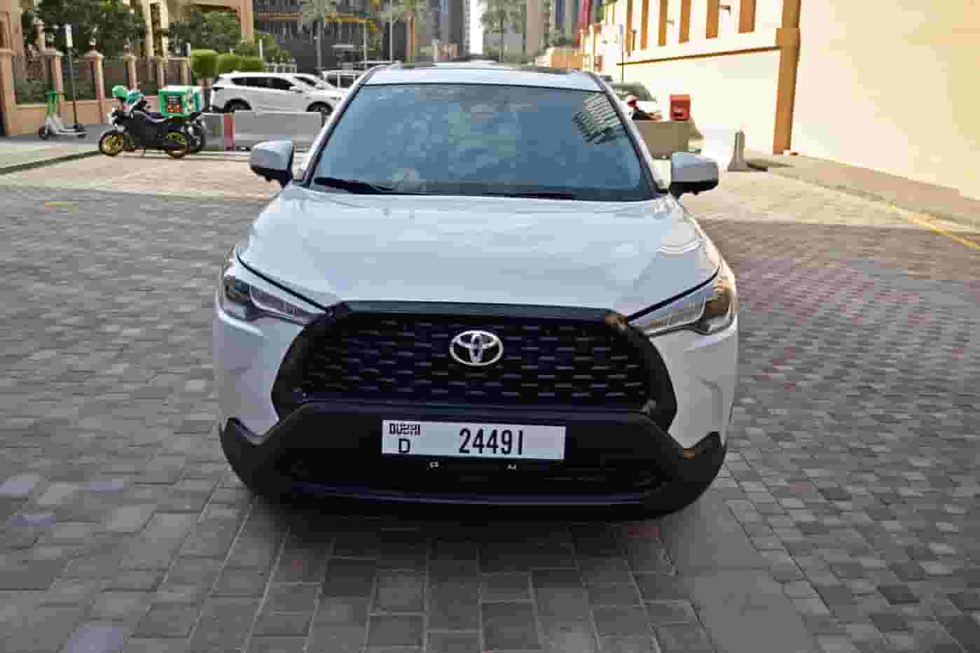 2024 COROLLA CROSS - ONLY 9,000 KM | RADAR & SUNROOF