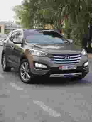 Hyundai Santa Fe 2014, full option, one year ownership