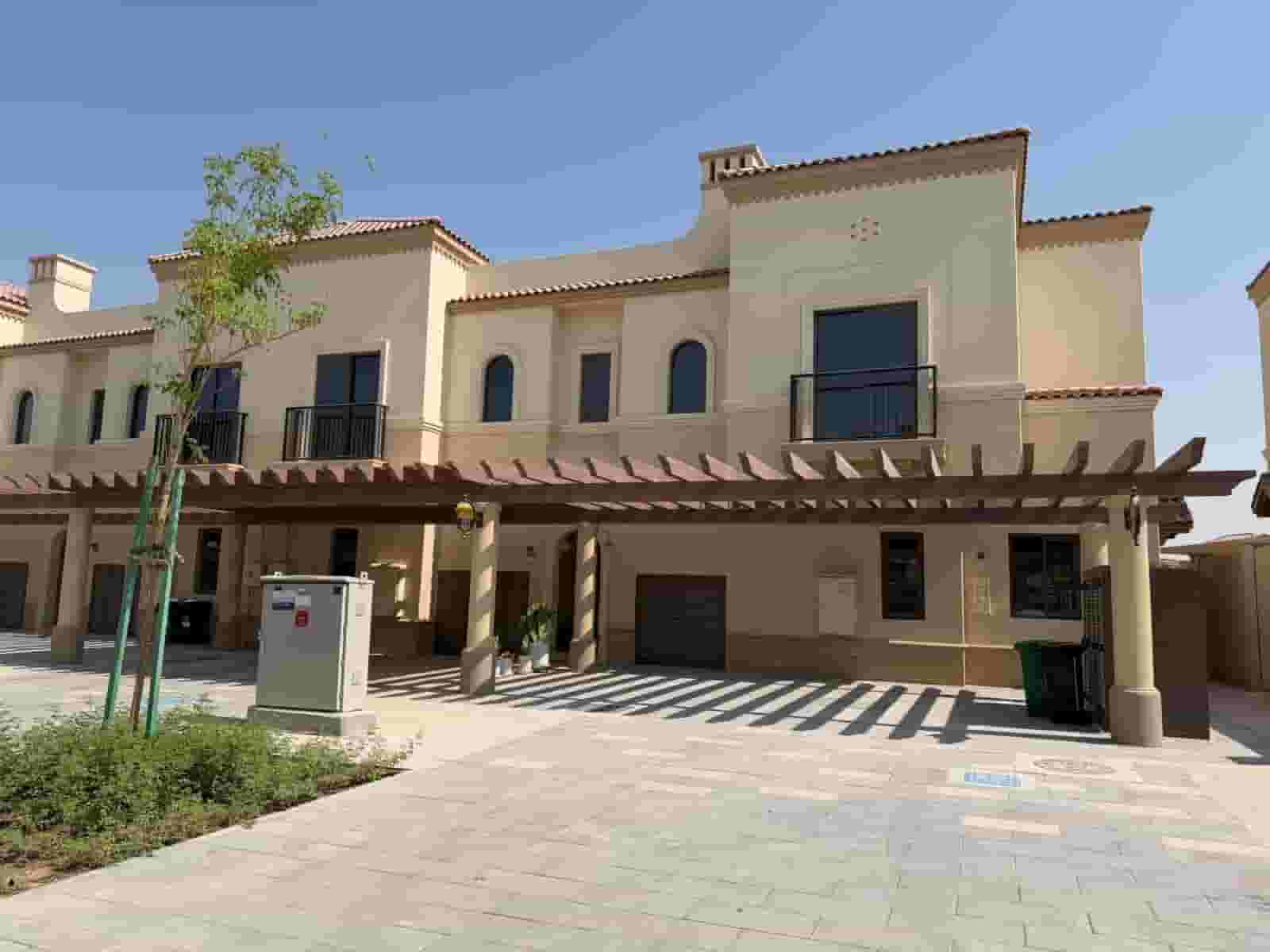 Luxury villa for rent | first resident | private entrance - Madinat Zayed