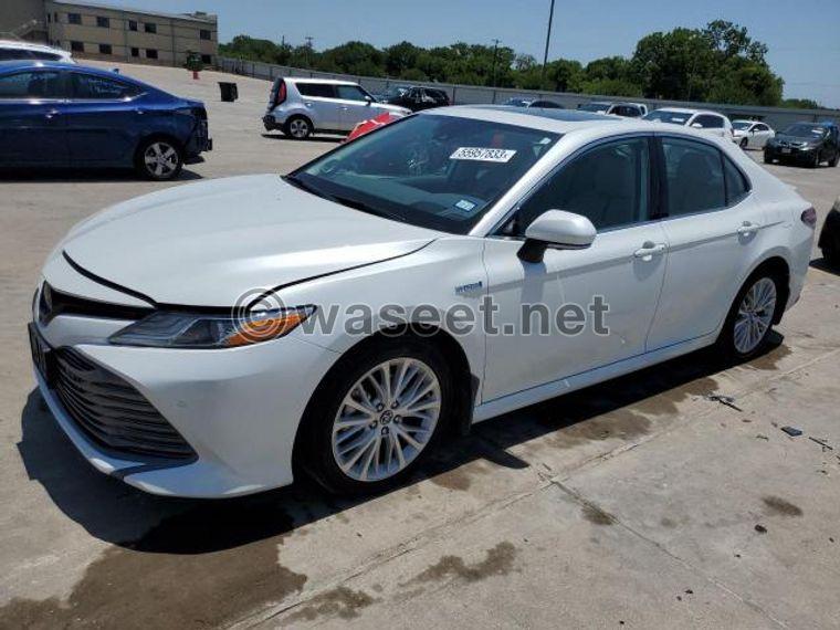2020 TOYOTA CAMRY XLE 3
