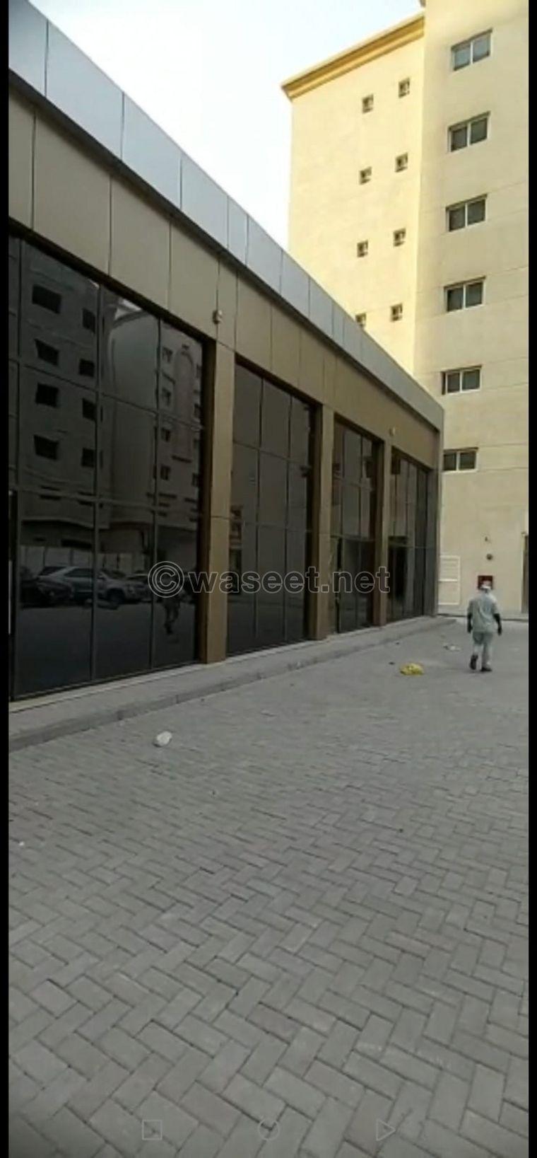 Showroom directly from the owner for rent, Nabaa, 4700 square feet 1