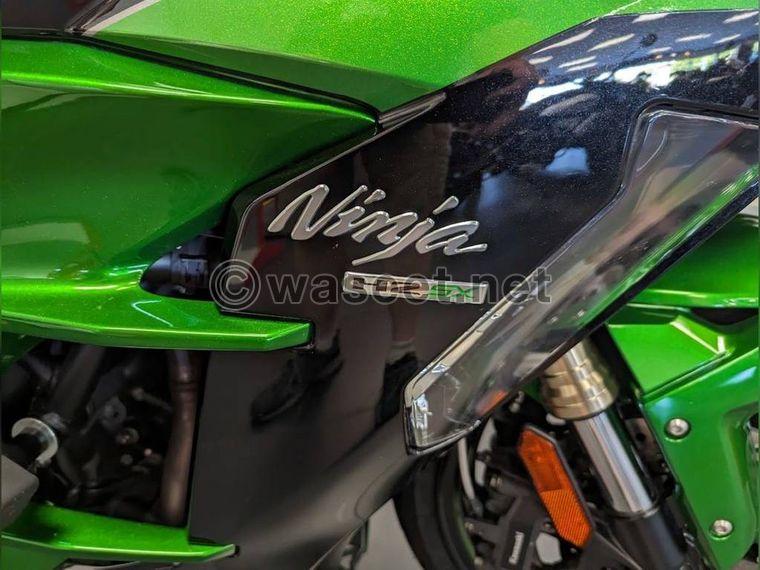 Kawasaki H2 Sportbike 2018 motorcycle  2