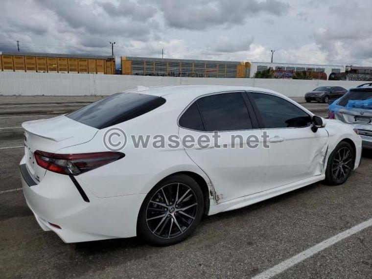 Toyota Camry 2022 3