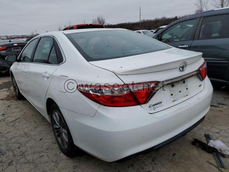 2015 TOYOTA CAMRY LE  3