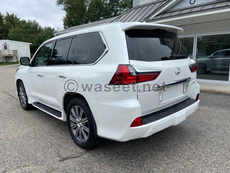 Lexus LX 570 2016 1