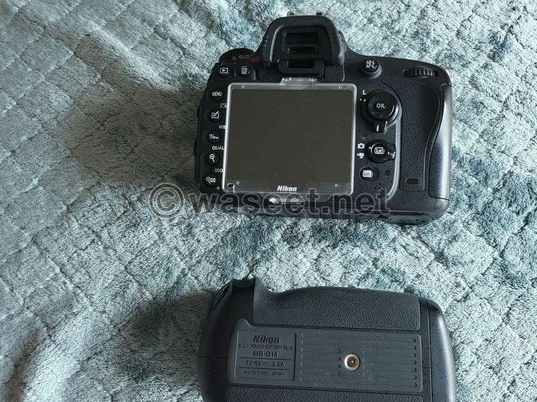 D600 NIKON with battery pack  2