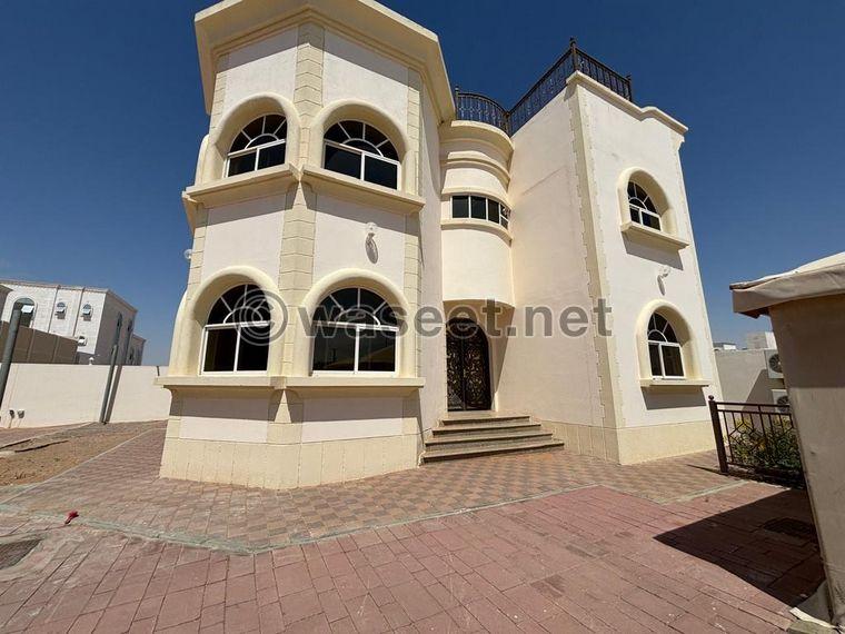 Luxury villa for sale in Al Ain 2