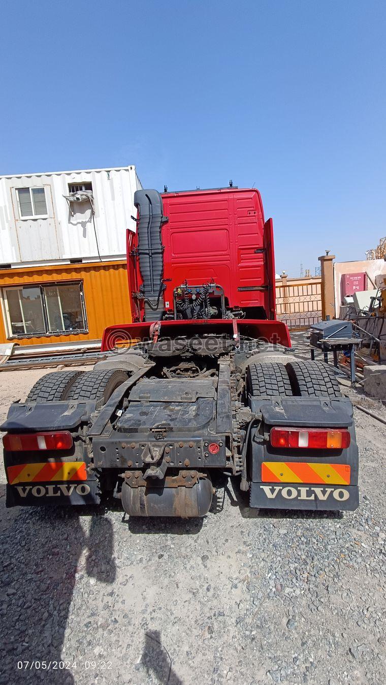   Volvo 460 truck 3