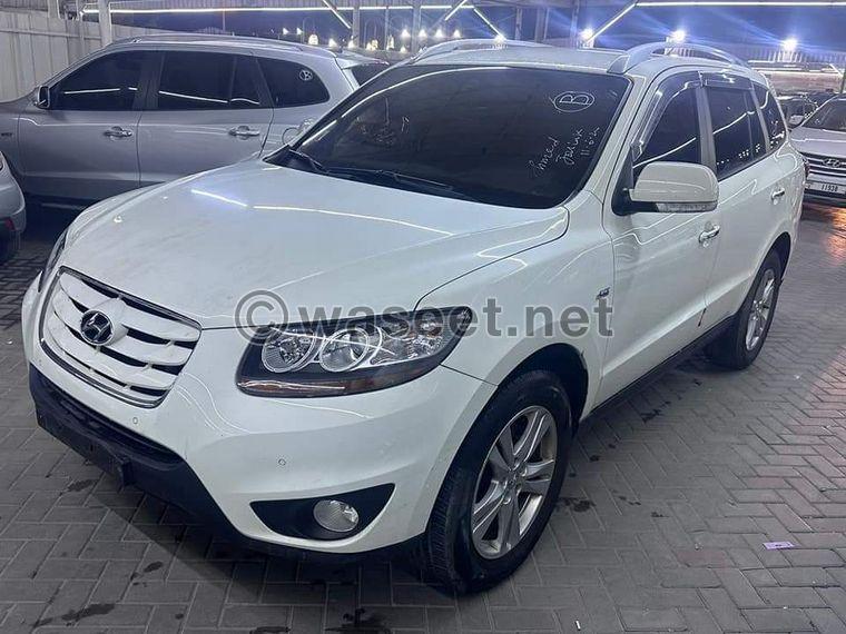 For sale Hyundai Santa Fe 2011 1