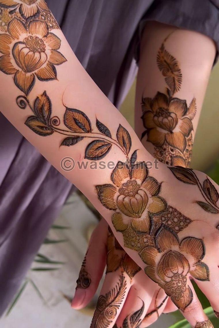 Henna painting service  3