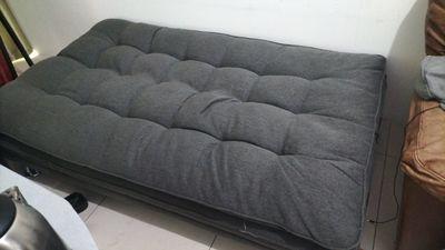 Used Sofa bed 