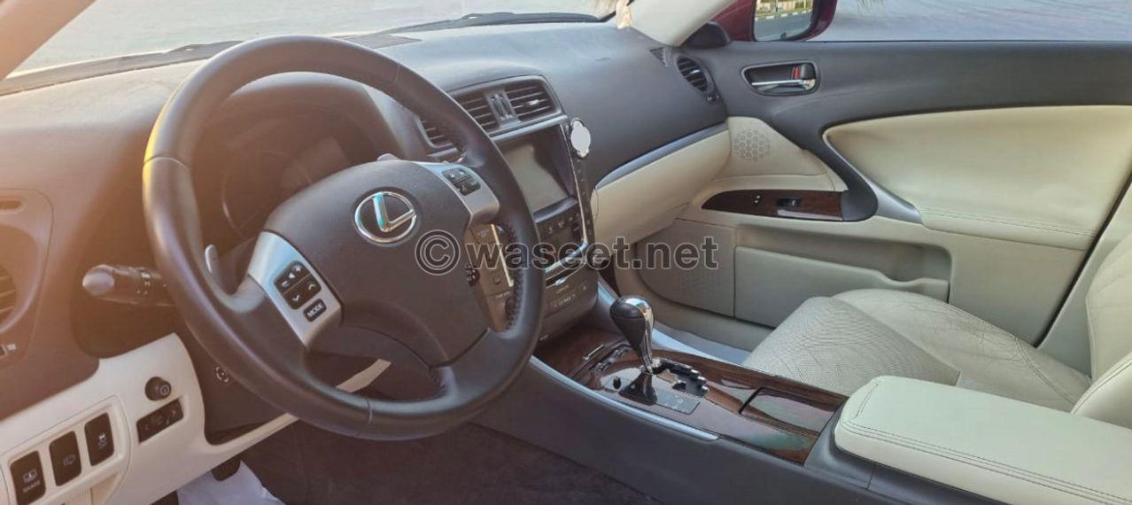 Lexus IS 300 model 2013 6