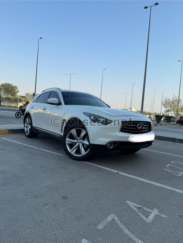 Infiniti QX70S model 2014 4