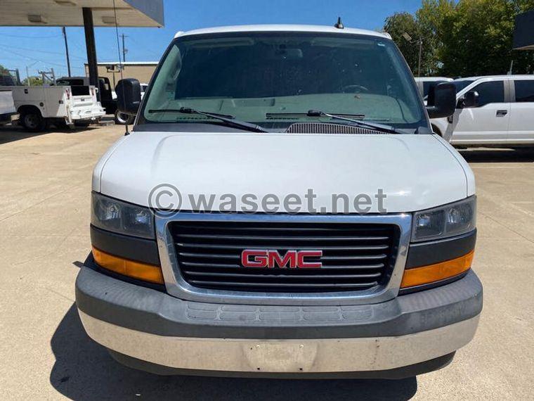 2019 GMC Savana Cargo  0