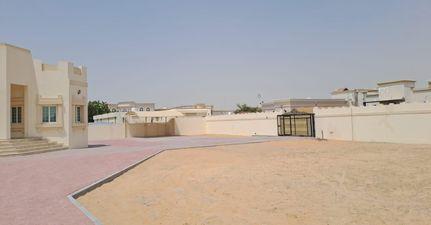 Villa for rent in Al Nouf area