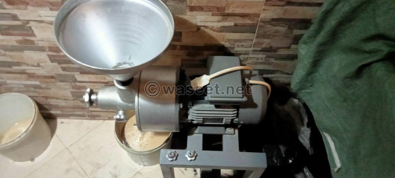 Manufacture of sesame paste and peanut butter 1