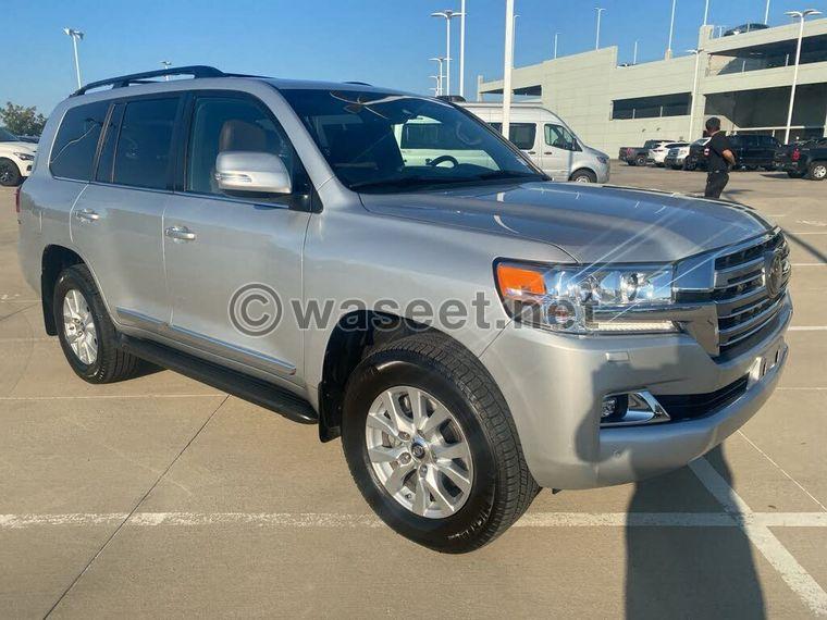 2018 Toyota Land Cruiser AWD 0