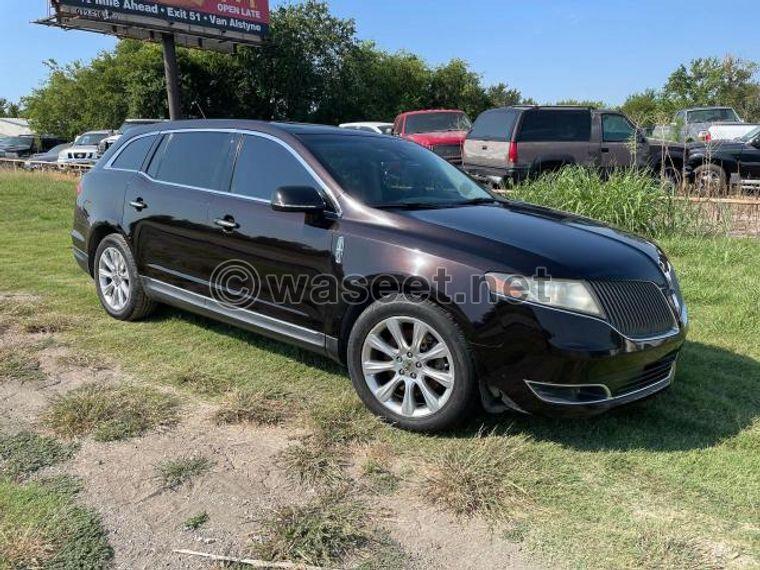 2014 LINCOLN MKT 2