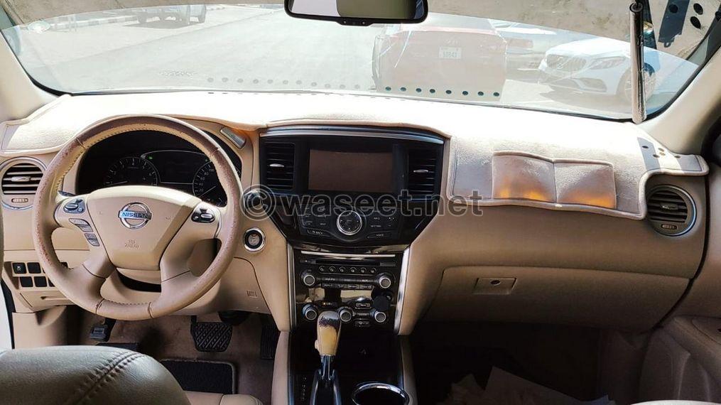 Nissan Pathfinder for sale, model 2014  1