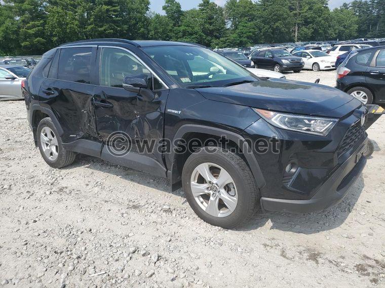 2019 Toyota RAV4 Xle 1