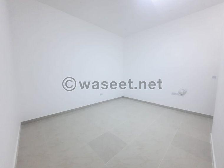 Apartment for rent in Baniyas City 0