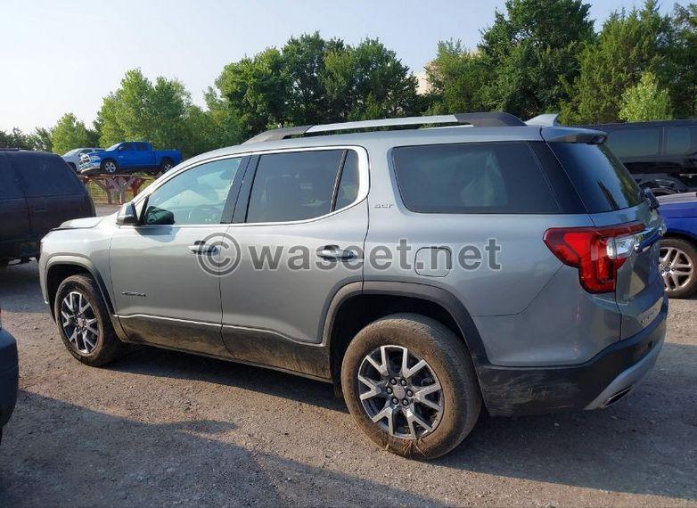 2023 GMC ACADIA SLT  2