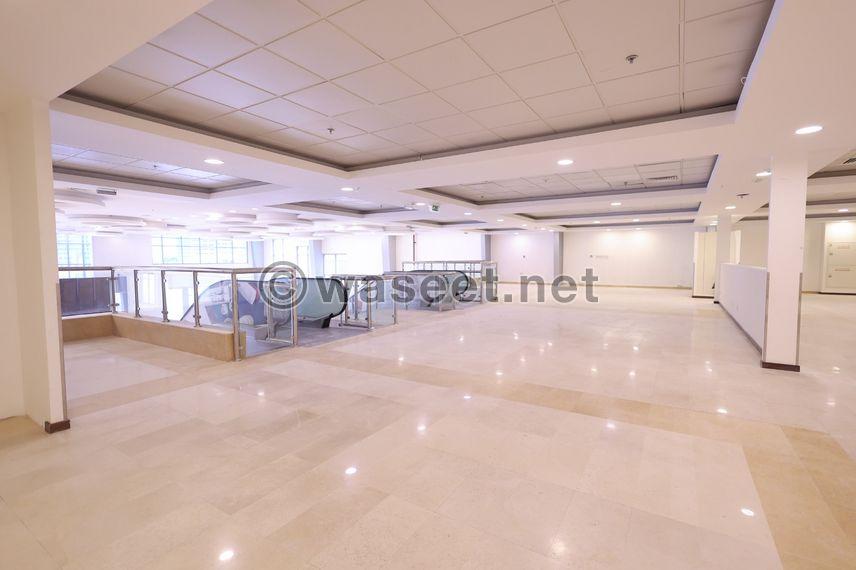 For rent, two floors showroom, 2500 square meters room 9