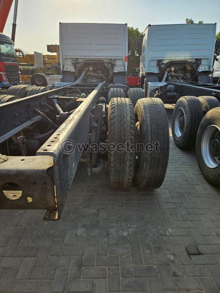 Mercedes Actros truck  2