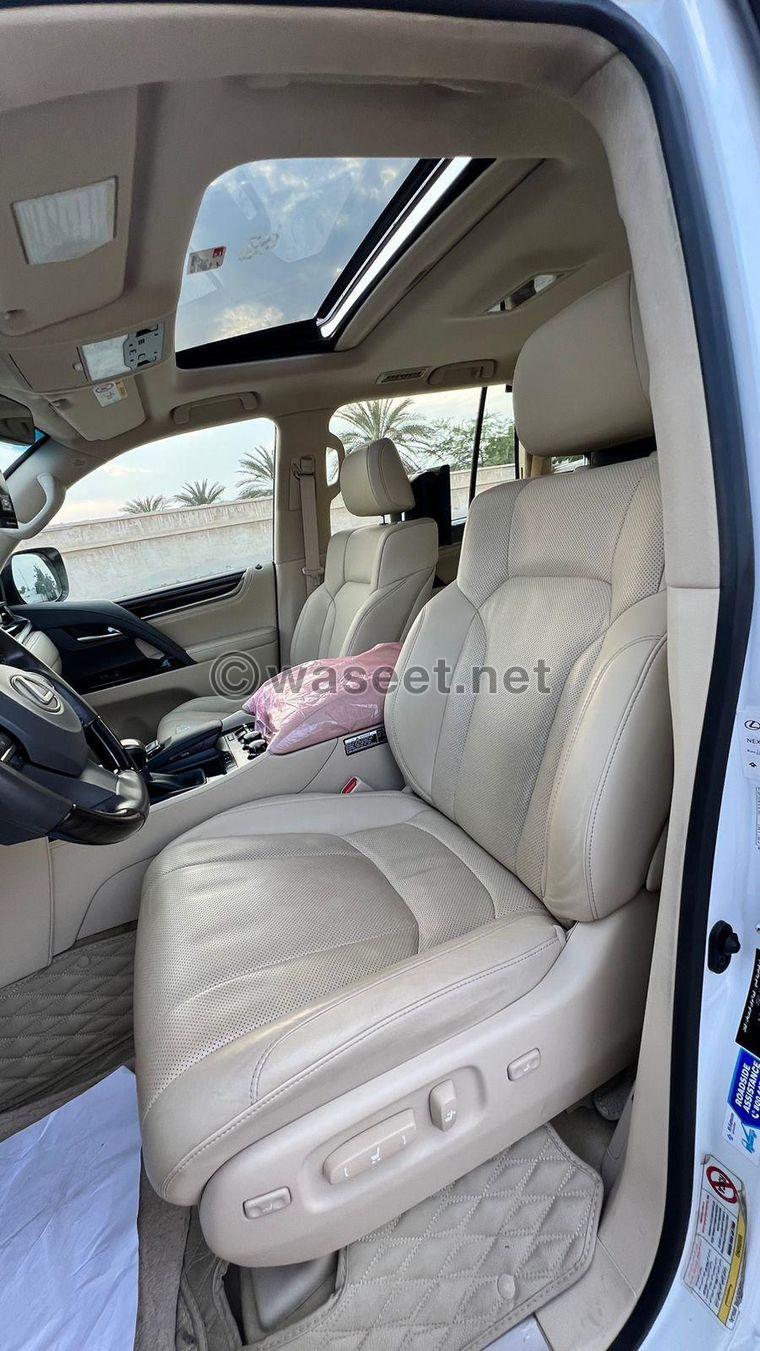 2021 Lexus LX 570 2