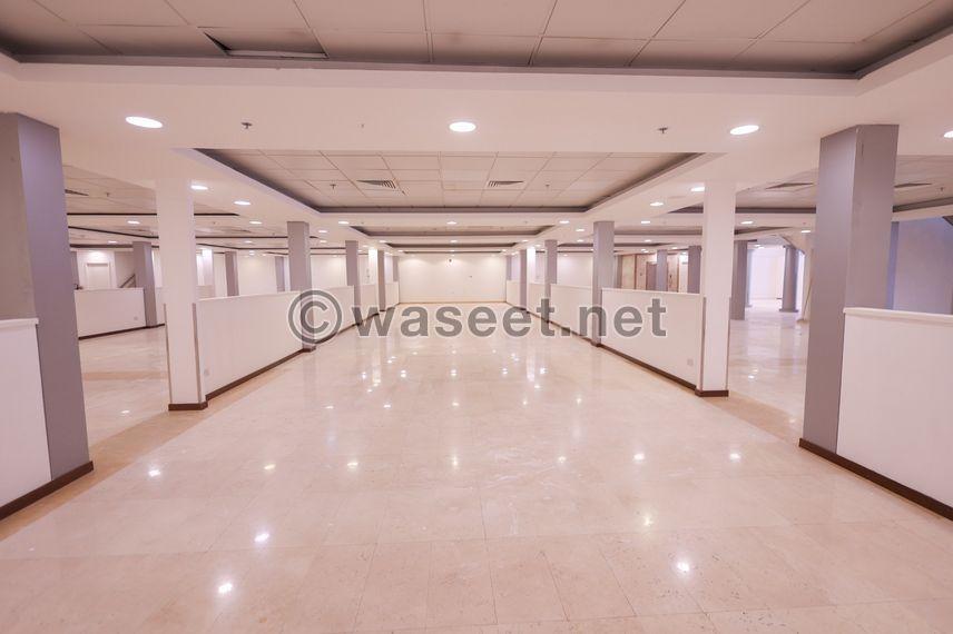 For rent, two floors showroom, 2500 square meters room 8