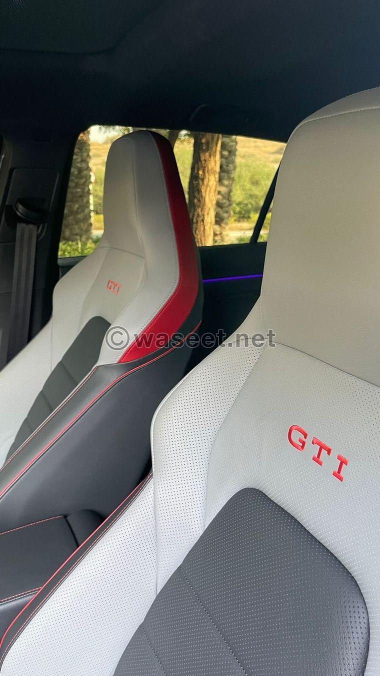 للبيع جولف GTI موديل 2023  8