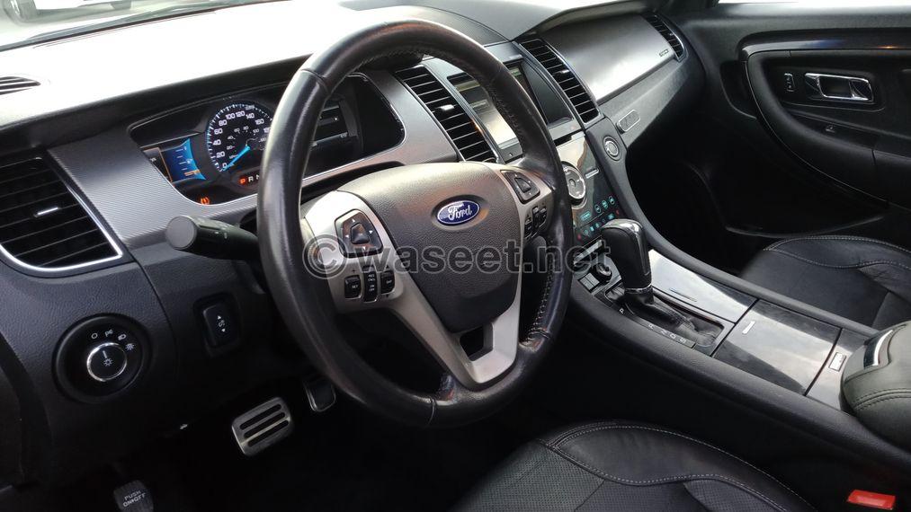 Ford Taurus full option 2015 2