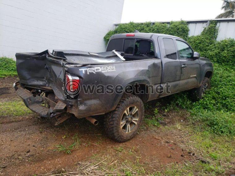 2022 Toyota Tacoma Access Cab small damage 2