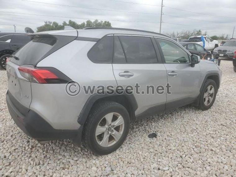 2019 Toyota RAV4 Xle  5