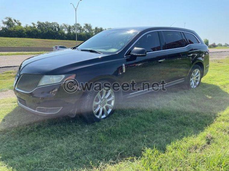 2014 LINCOLN MKT 1