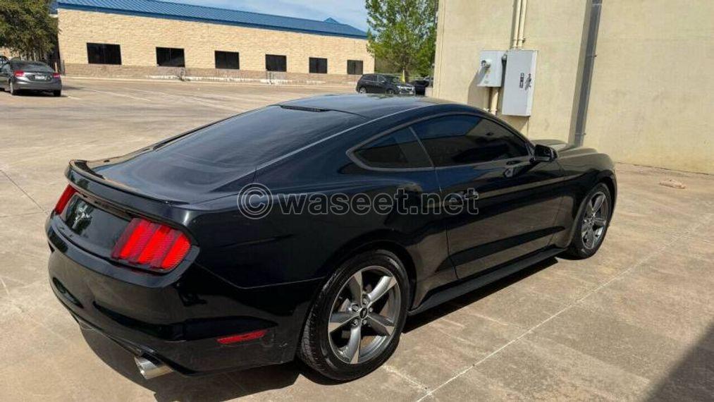 2017 Ford Mustang V6 Fastback 3