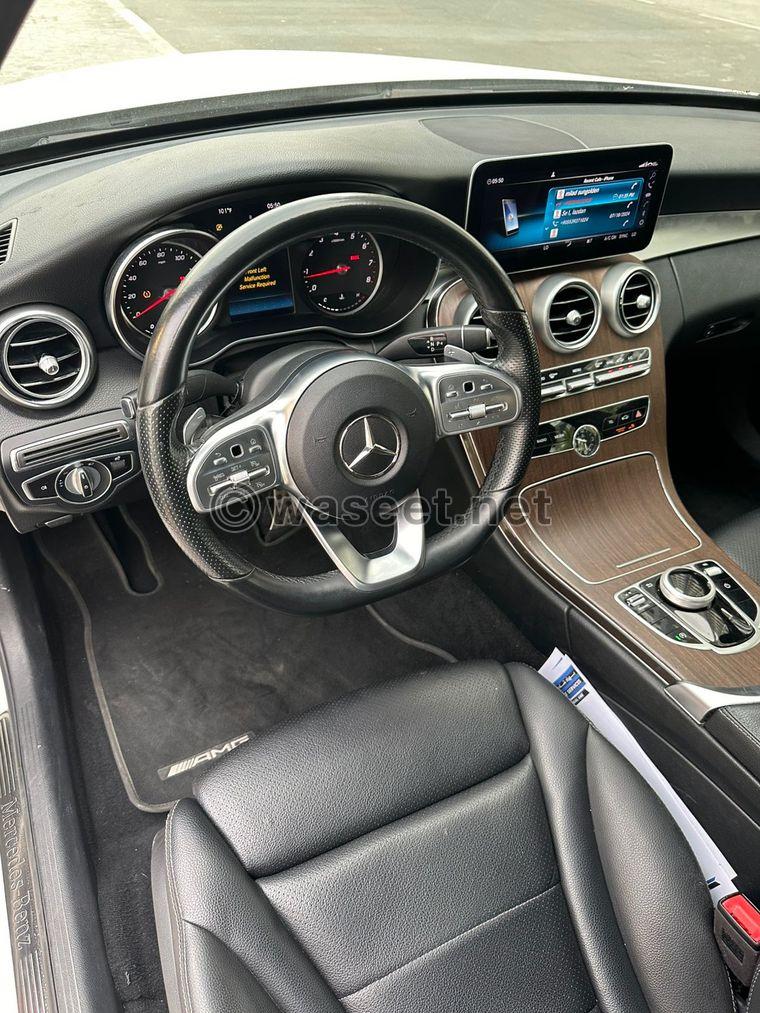 Mercedes Benz C300 model 2020 3