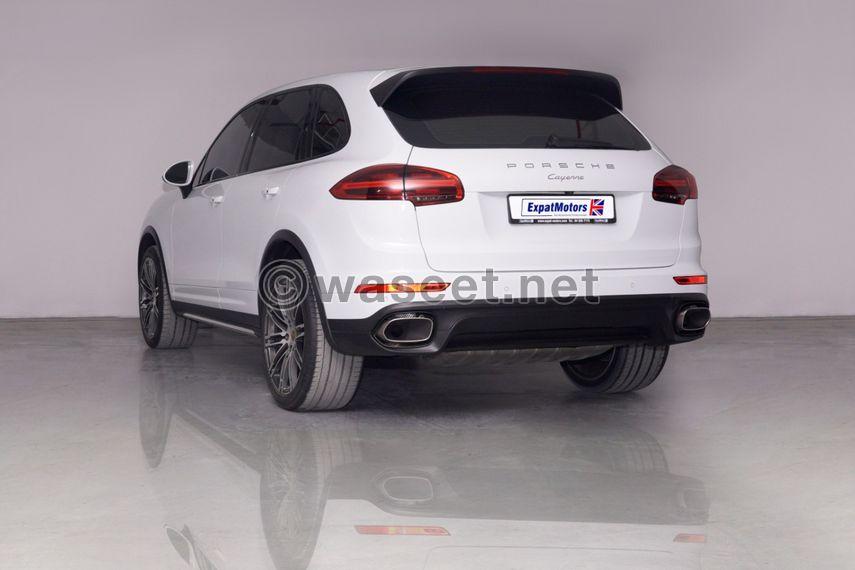 Porsche Cayenne V6 model 2016  1