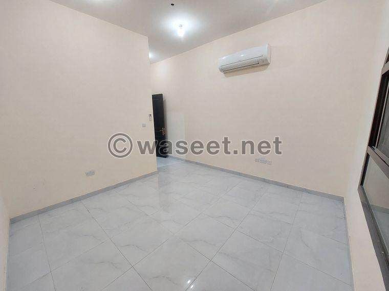 شقة غرفة وصالة للايجار في ابو ظبي  7