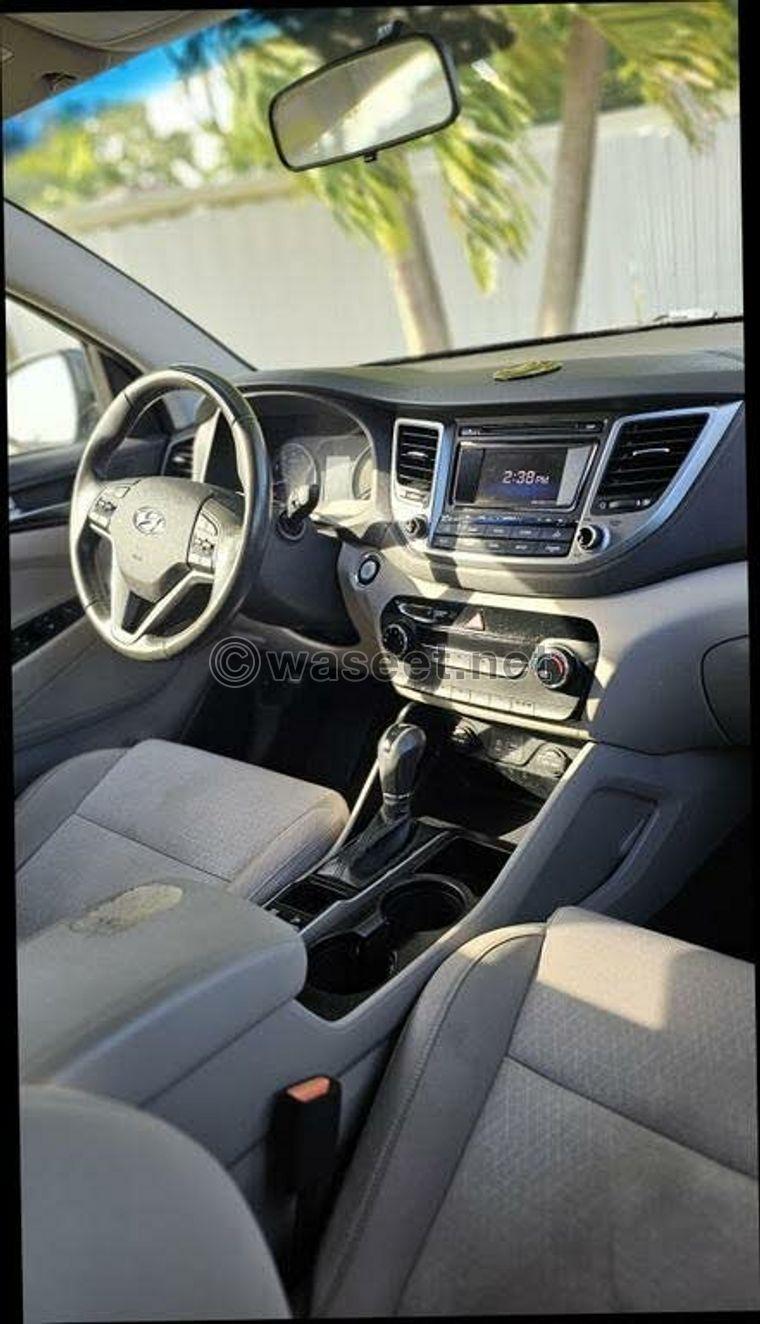 2016 Hyundai Tucson  2
