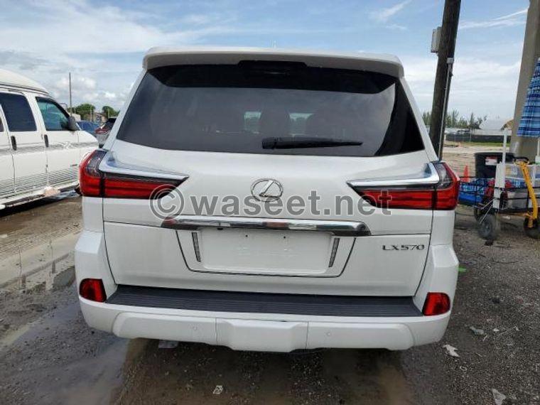 2019 LEXUS LX 570  8