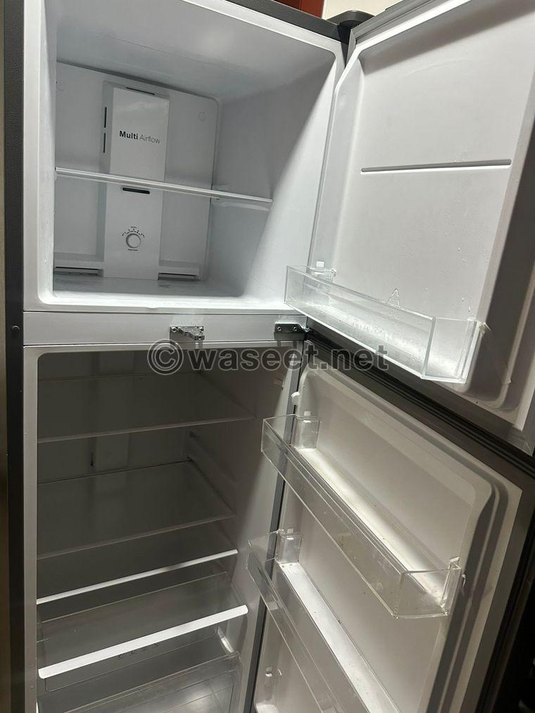 AKAi refrigerator for sale 4