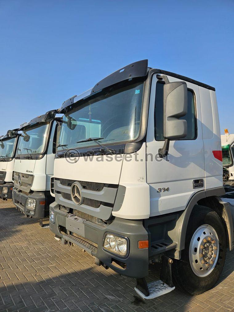 Mercedes Actros truck  8