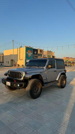 For sale Jeep Wrangler GCC 6 cylinder model 2020