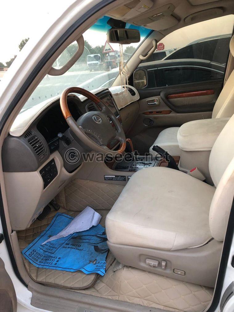 للبيع سيارة لكزس Lx470 2006 بحالة جيدة 4