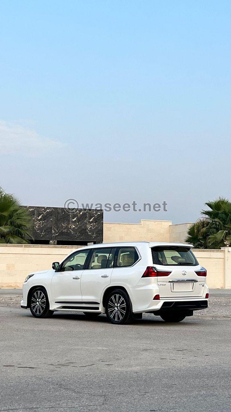 2021 Lexus LX 570 4