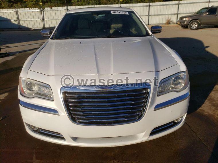 2012 chrysler  300 4