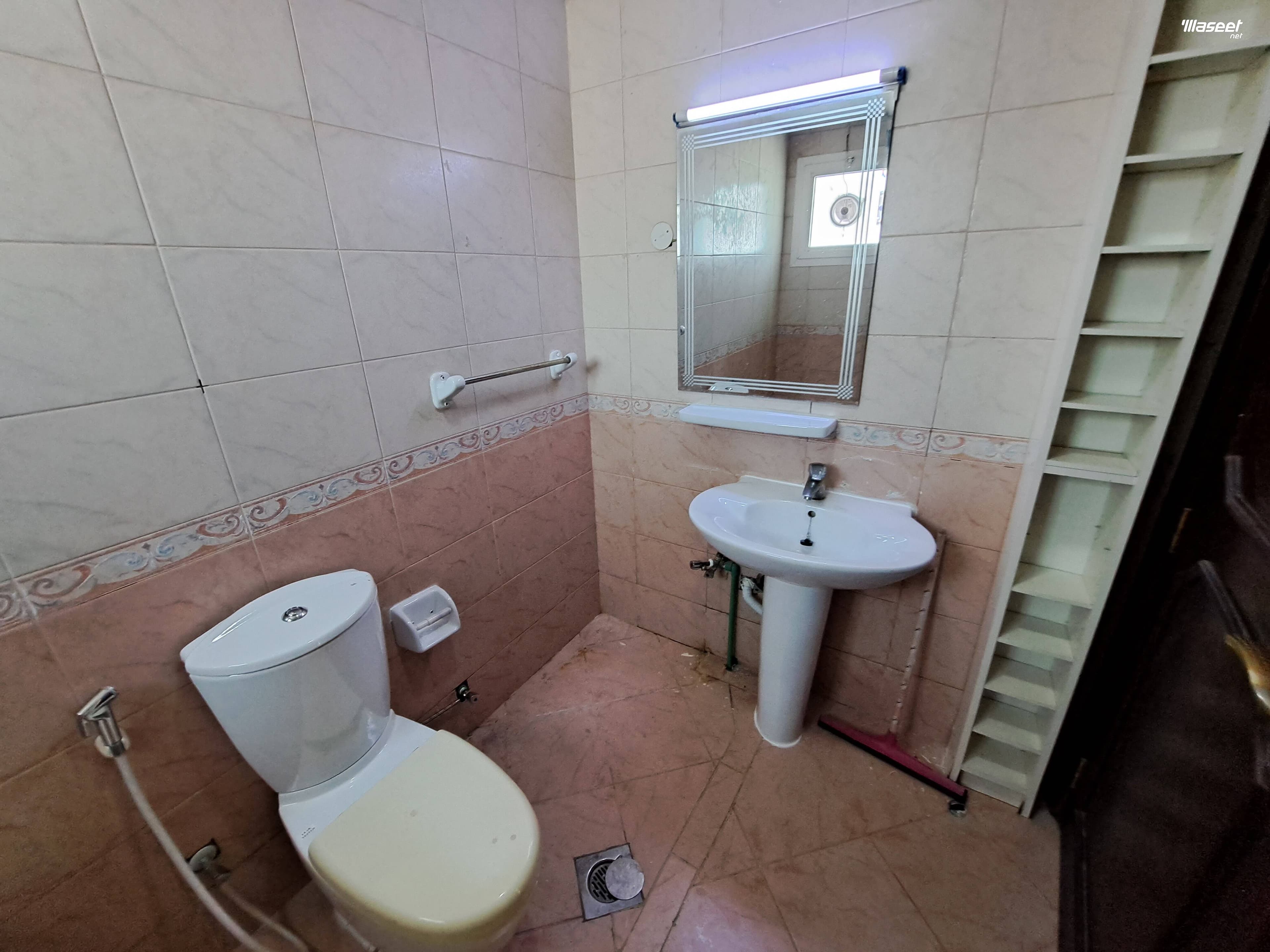 available  apartment in khalifa city a 4